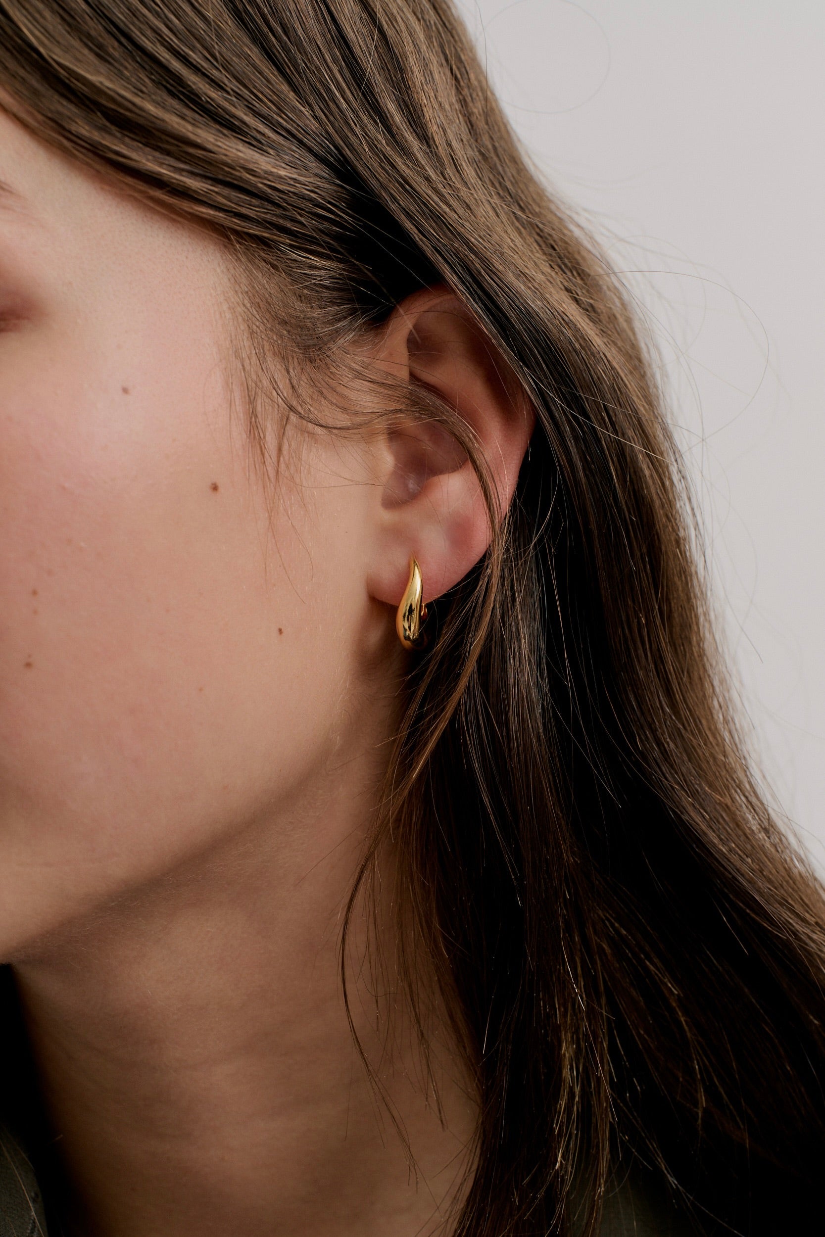 Moving On Huggie (7621772607569)