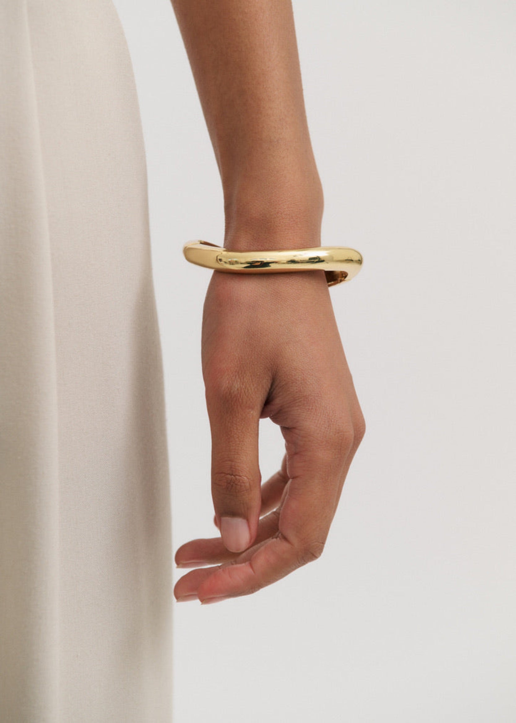 Thin Warped Bangle (7614556995665)
