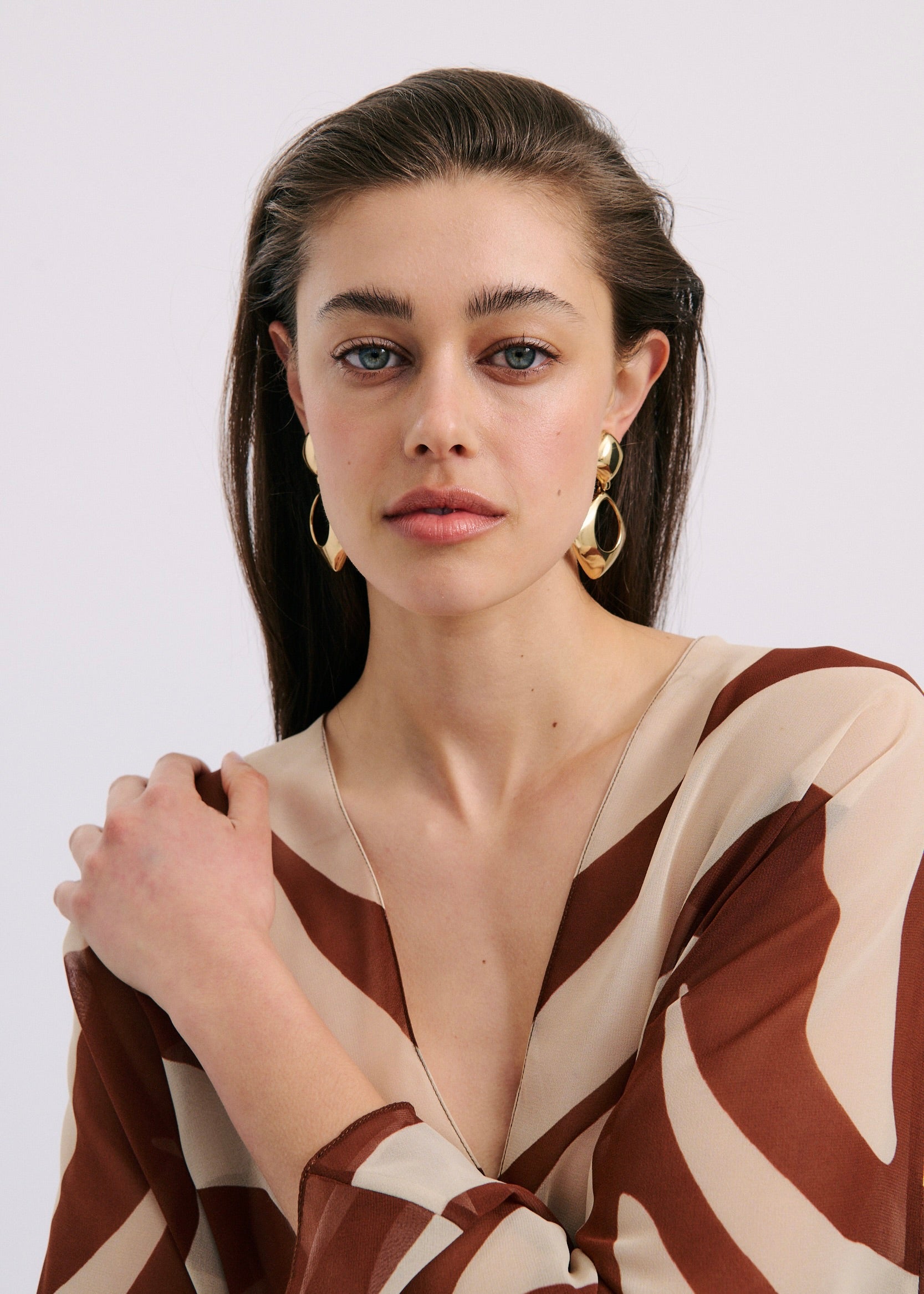 Carved Earring (7855724134481)