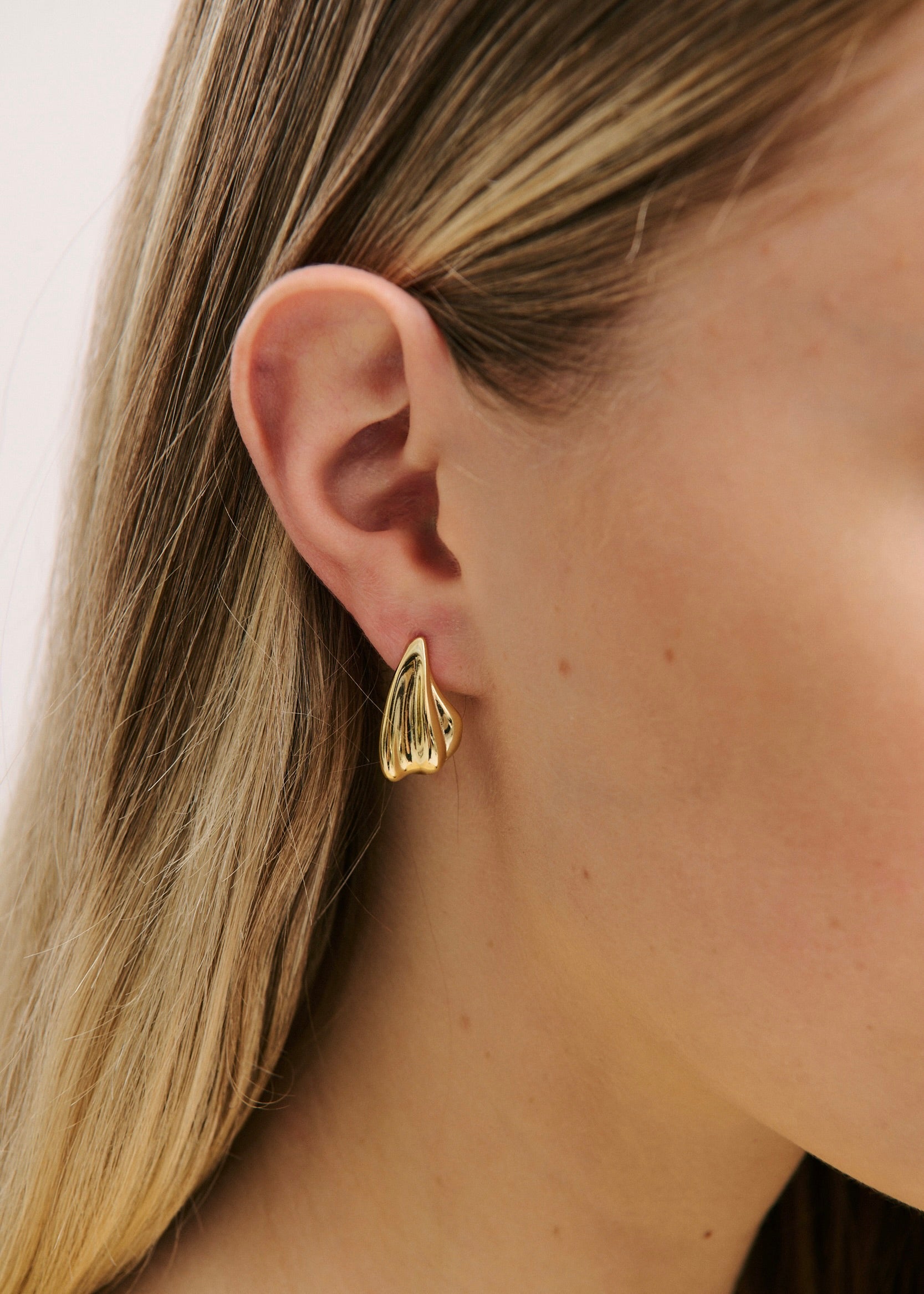 Valentine  Earring * (7726442381393)