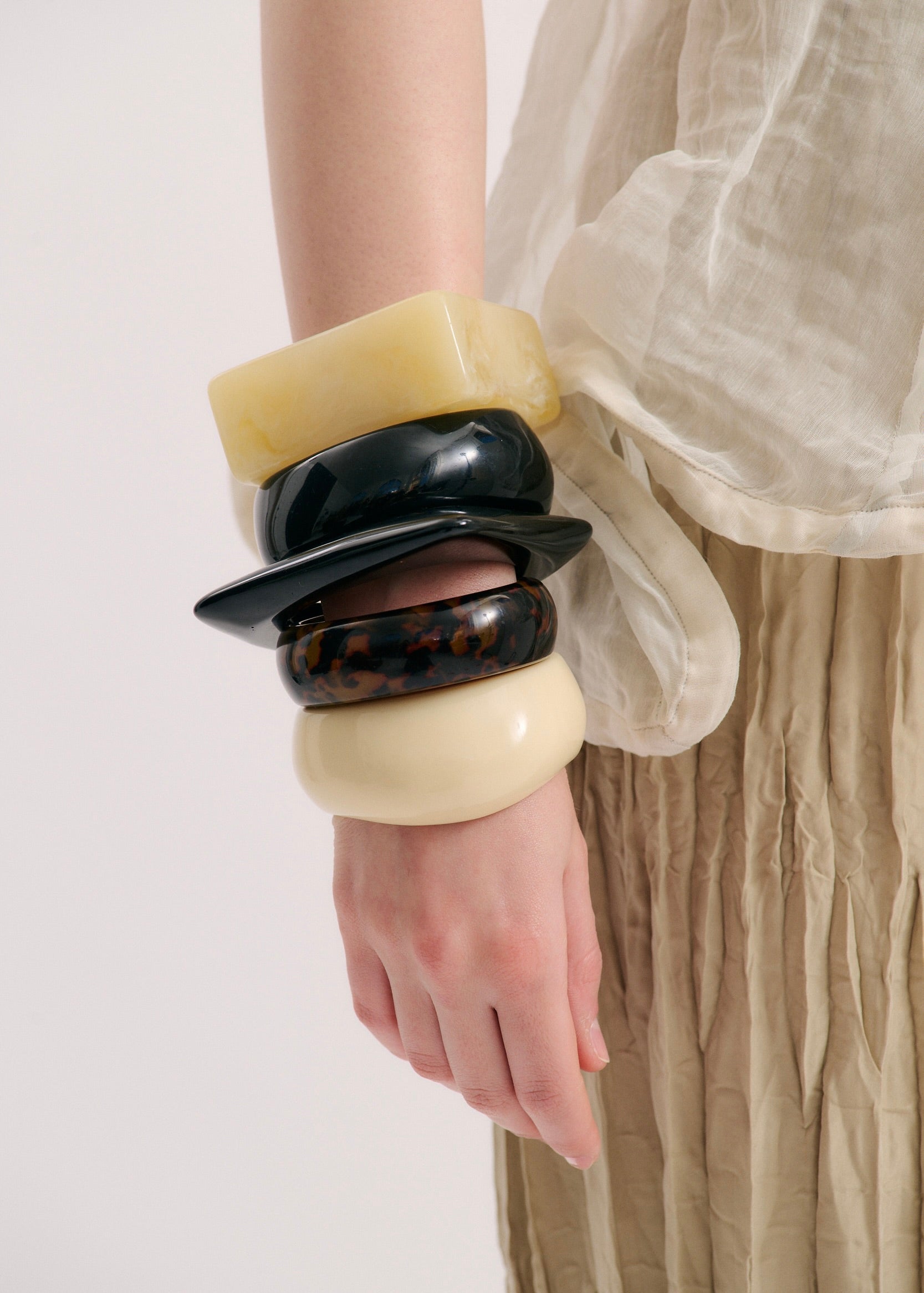 The Silhouette Stack (7789281443921)