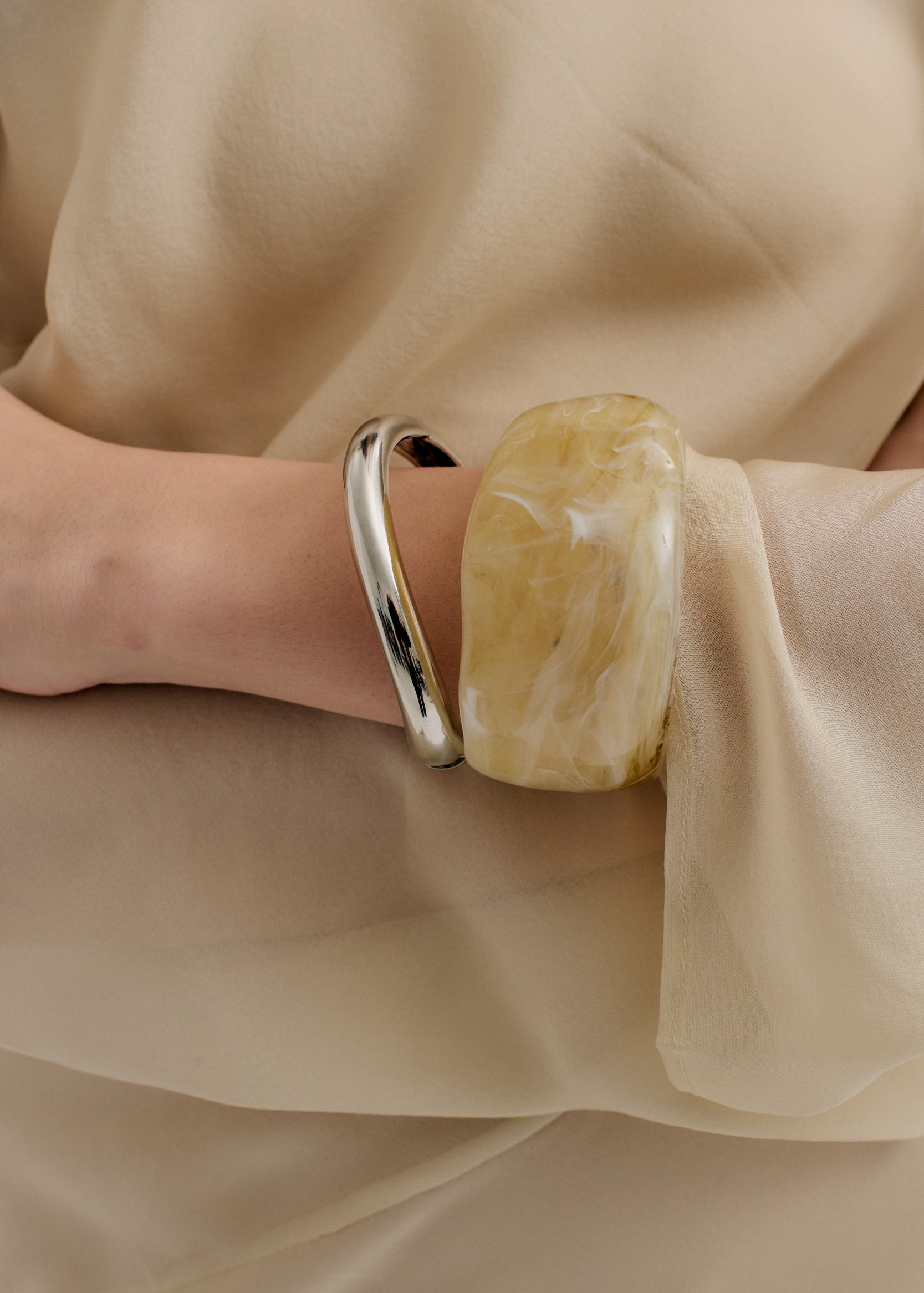 Thin Warped Bangle (7614556995665)