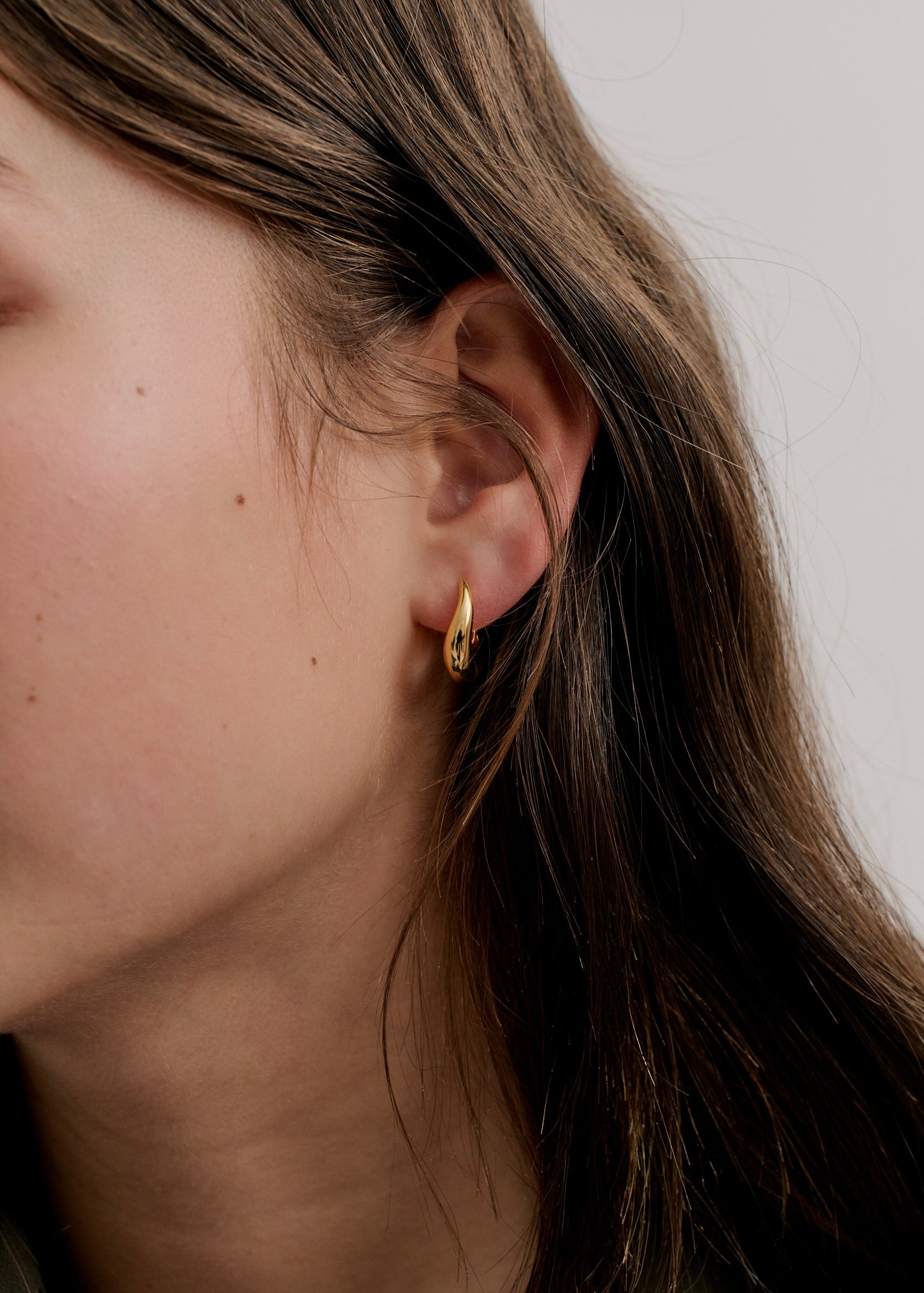 Moving On Huggie (7621772607569)