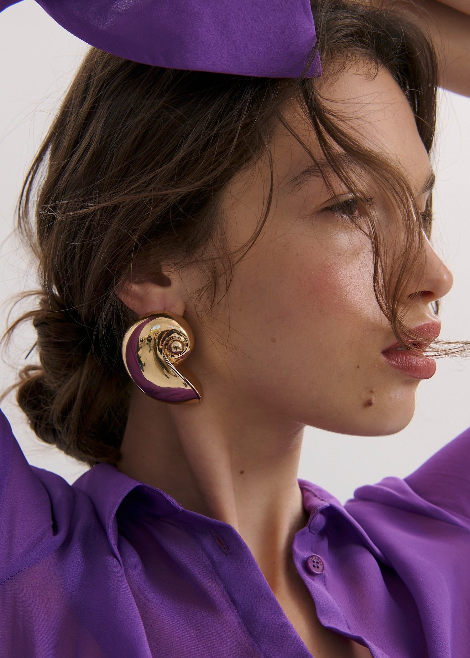 The Bea Shell Earring (7692880445521)