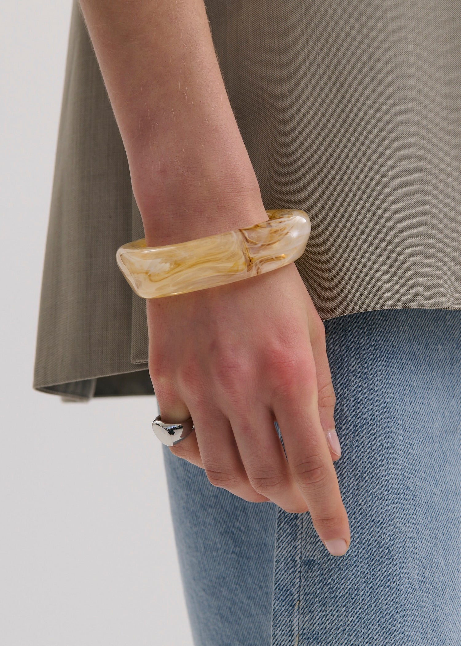 Vanilla Need it Now Bangle (7704991793233)