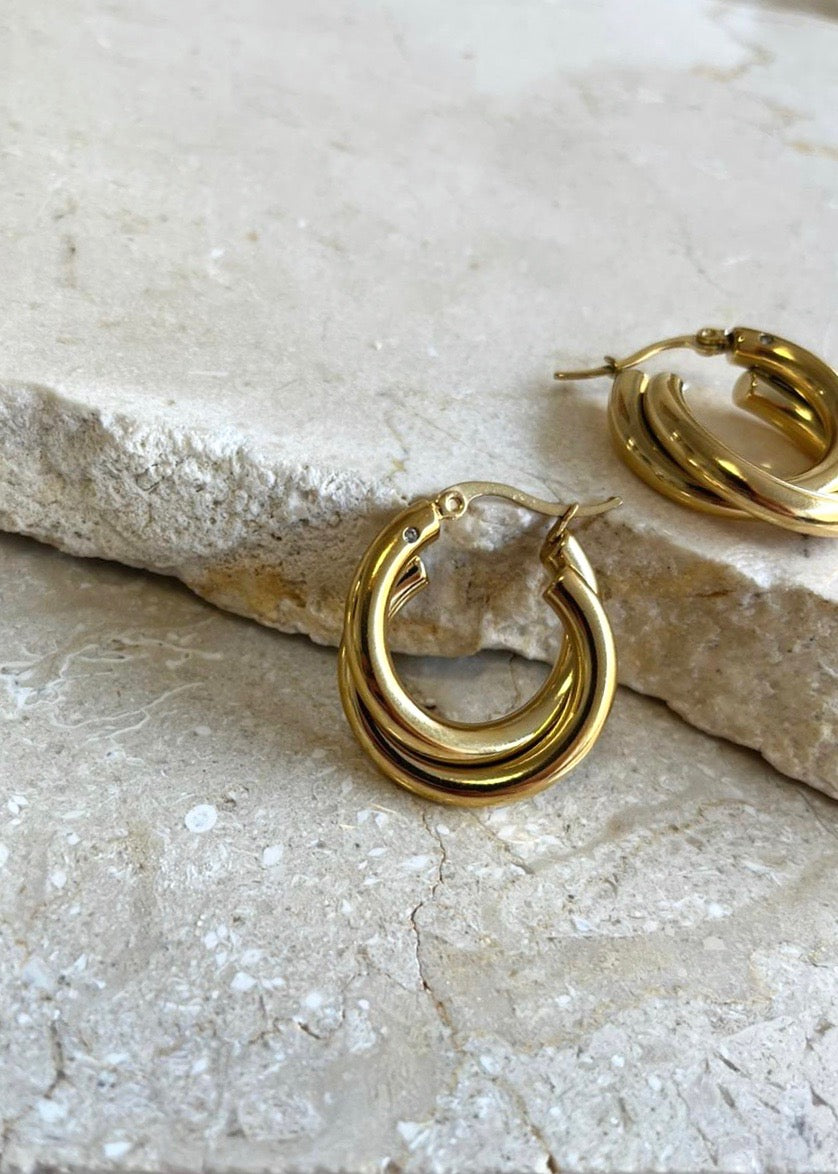 Featured: Criss-cross gold hoop earrings (6764096716881)